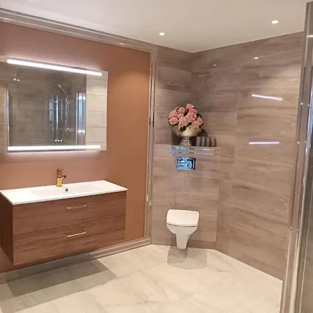 Luxury With Exceptional Fishing Near Bergen, Norway Apartment